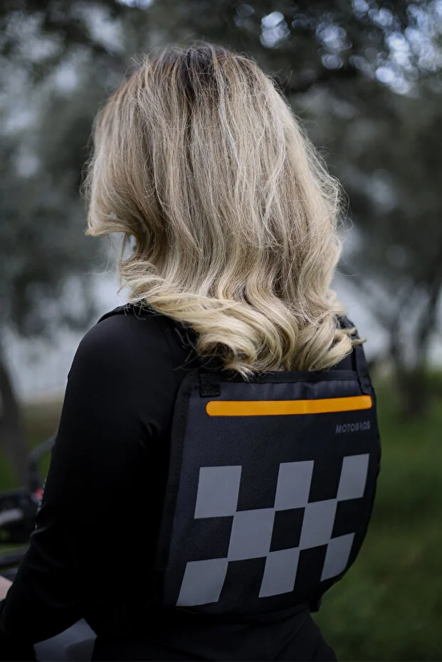 Motosiklet Reflektörlü Yelek Ve Motosiklet Göğüs Çantası Unisex (TERLETMEZ VE SU GEÇİRMEZ